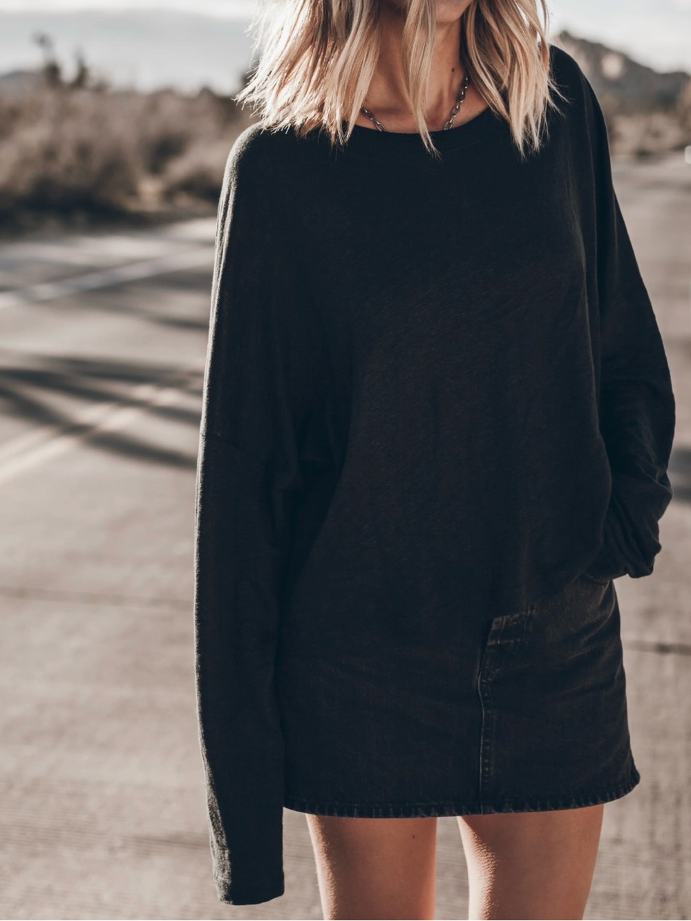 Women's Black Long-Sleeve Lightweight Crew Top - Picture 2 of 5